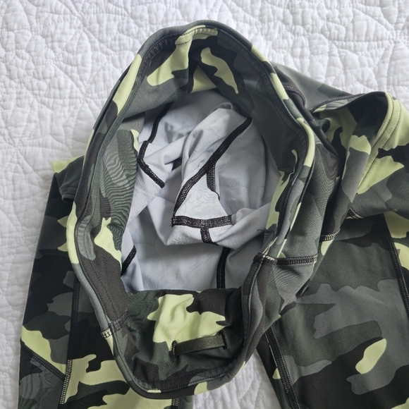 Lululemon Fast And Free High Rise Crop 23" Legging Run - H ritage 365 Camo - Picture 8 of 14